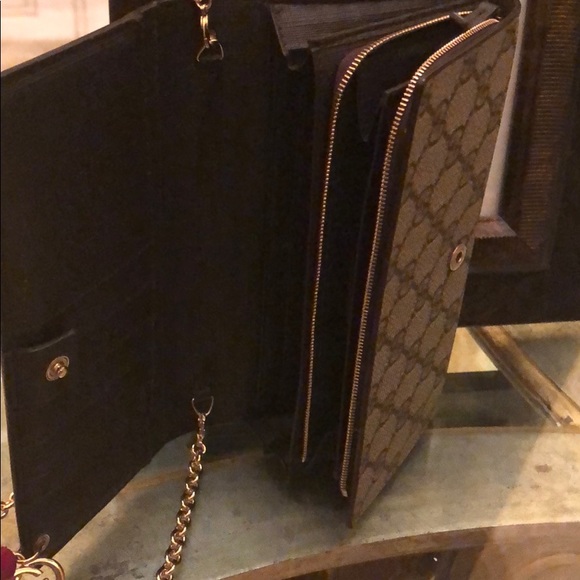 COPY - 100% Authentic GG Supreme Canvas Chain Wallet - Picture 4 of 8
